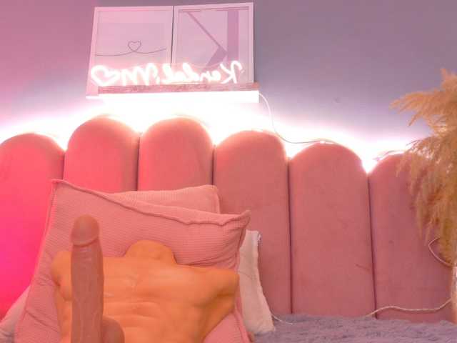 Kendalmiller live cam on BongaCams
