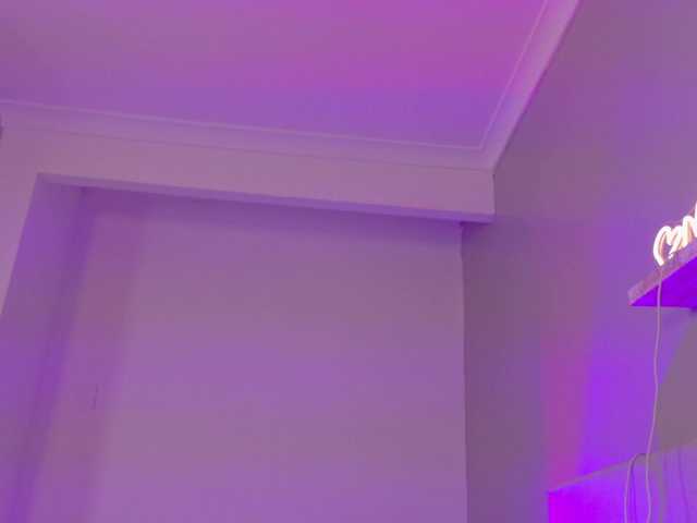 Kendalmiller live cam on BongaCams