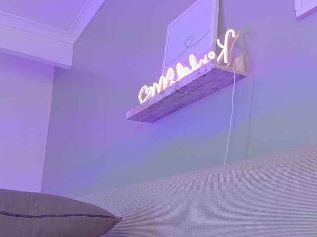 Kendalmiller live cam on BongaCams