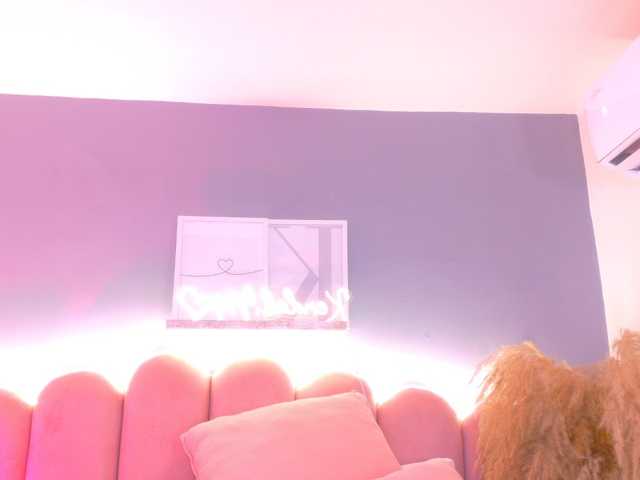 Kendalmiller live cam on BongaCams
