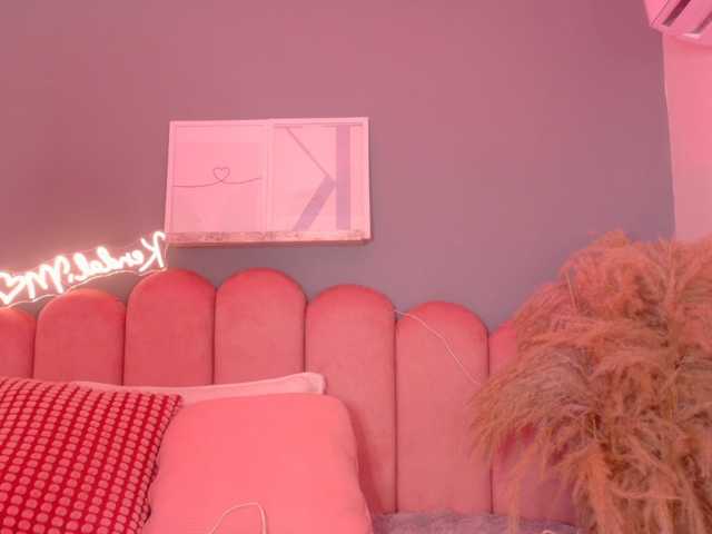 Kendalmiller live cam on BongaCams
