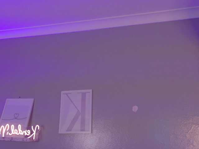 Kendalmiller live cam on BongaCams