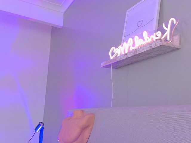 Kendalmiller live cam on BongaCams