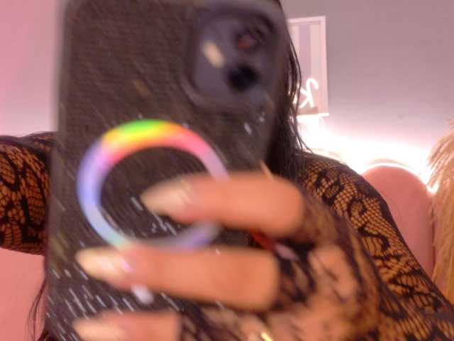 Kendalmiller live cam on BongaCams