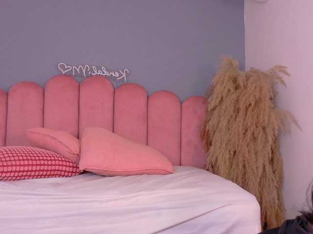 Kendalmiller live cam on BongaCams