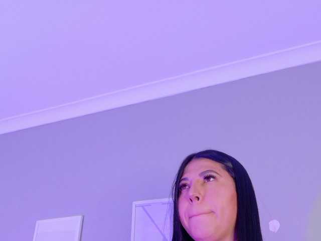 Kendalmiller live cam on BongaCams