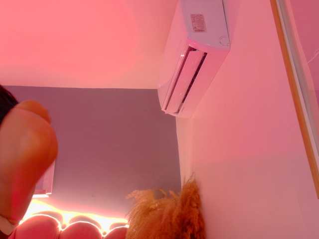 Kendalmiller live cam on BongaCams
