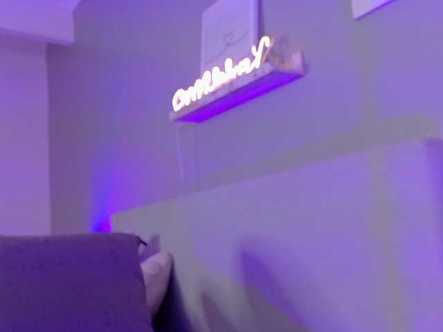 Kendalmiller live cam on BongaCams