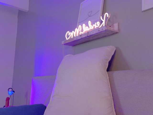 Kendalmiller live cam