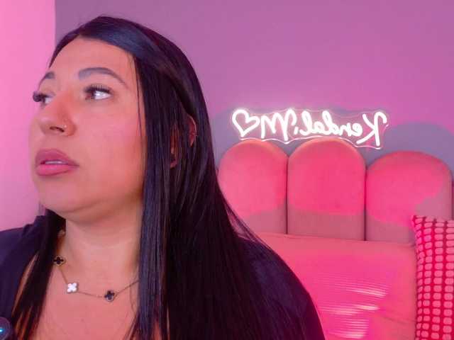 Kendalmiller live cam on BongaCams