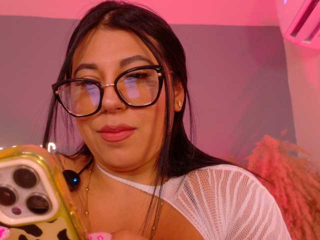 Kendalmiller live cam on BongaCams