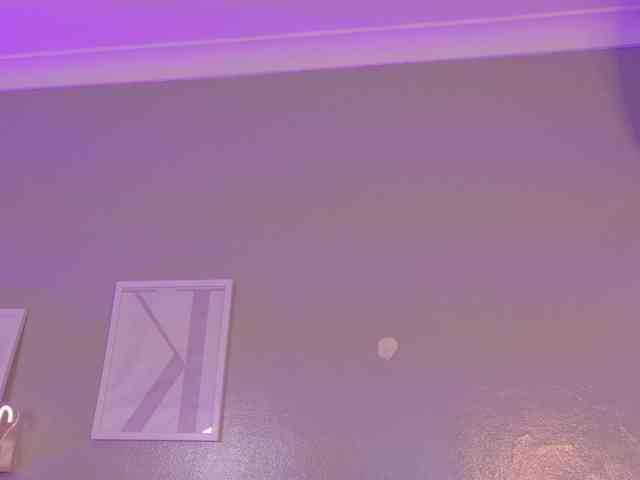 Kendalmiller webcam