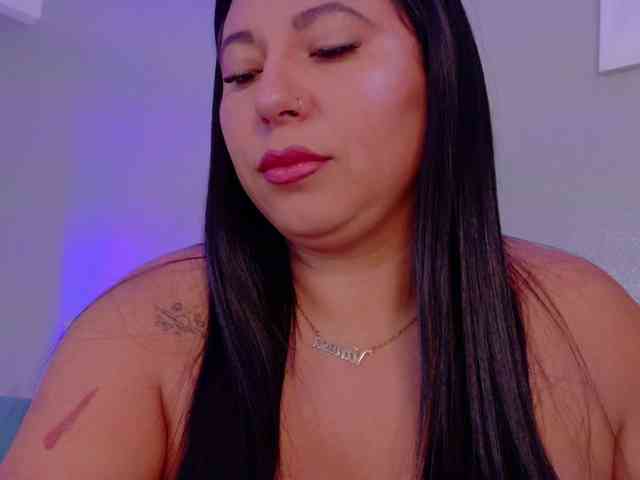 Kendalmiller webcam