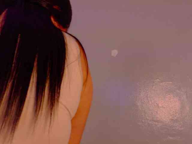 Kendalmiller webcam