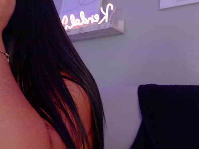 Kendalmiller webcam