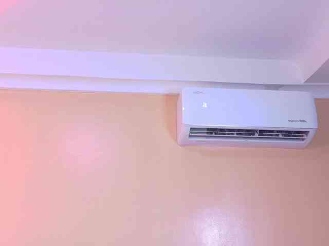 Kendalmiller webcam