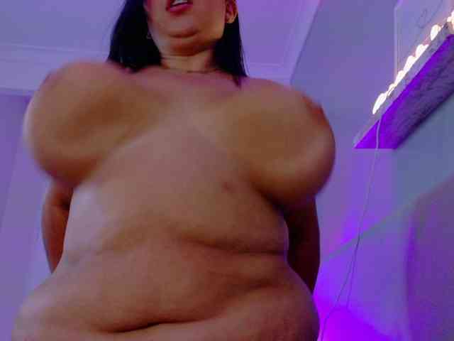 Kendalmiller webcam