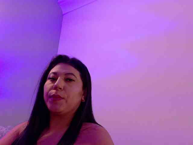 Kendalmiller webcam