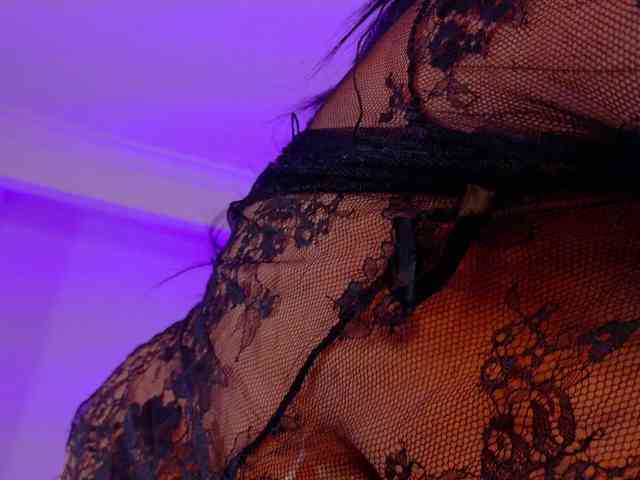Kendalmiller webcam