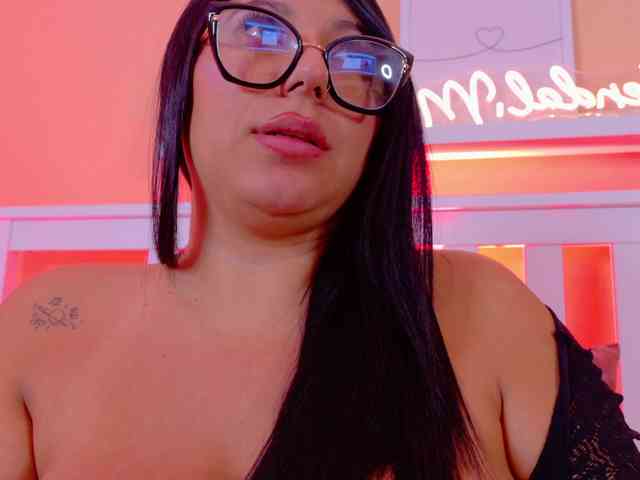 Kendalmiller webcam