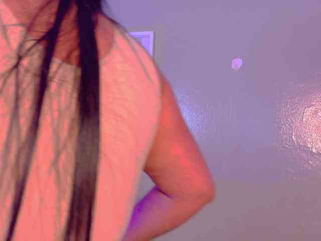 Kendalmiller webcam