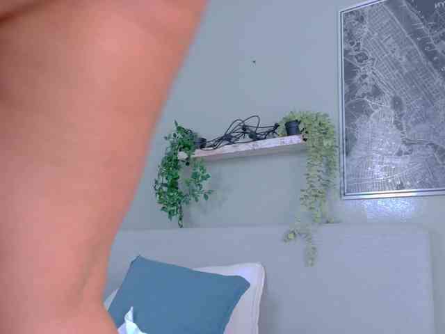 Kendalmiller webcam