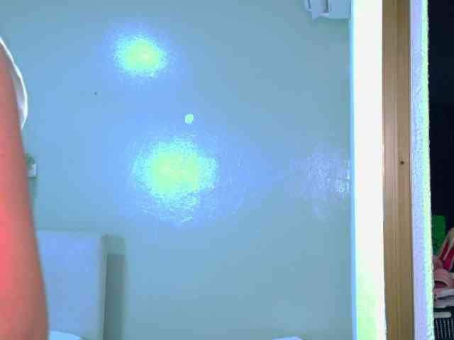 Kendalmiller webcam
