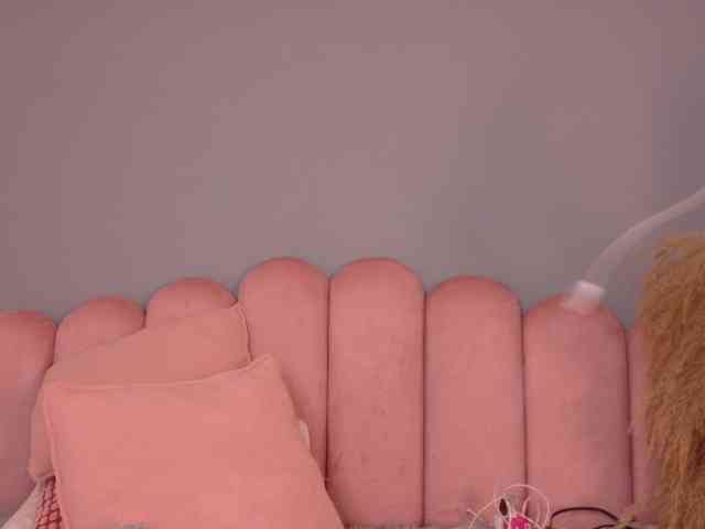 Kendalmiller webcam