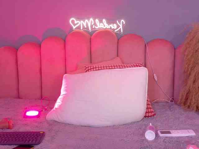 Kendalmiller Live Webcam on BongaCams