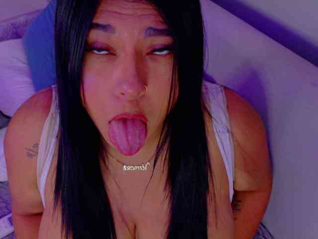 Kendalmiller Live Webcam on BongaCams