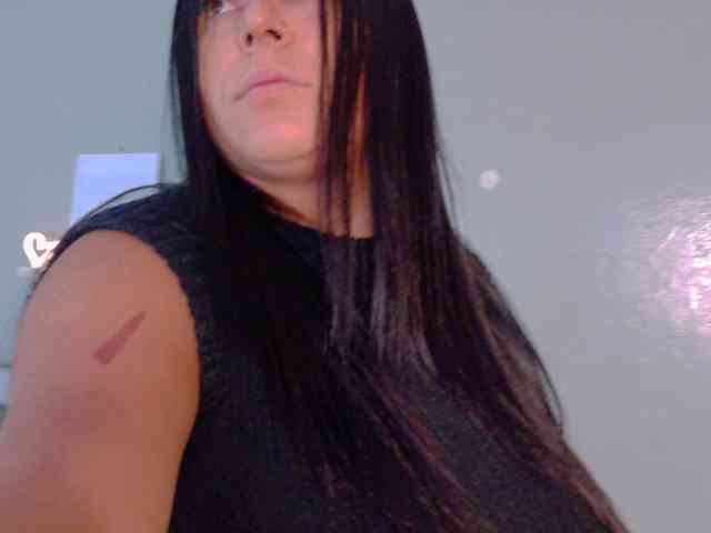 Kendalmiller webcam