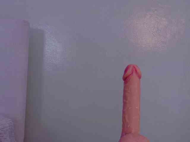 Kendalmiller webcam