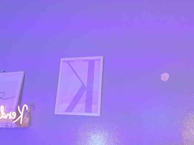 Kendalmiller webcam