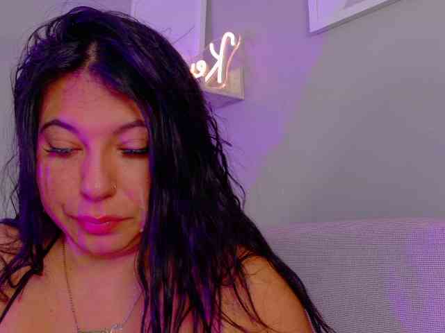 Kendalmiller webcam