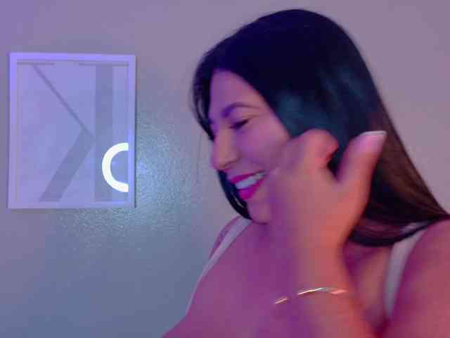 Kendalmiller webcam