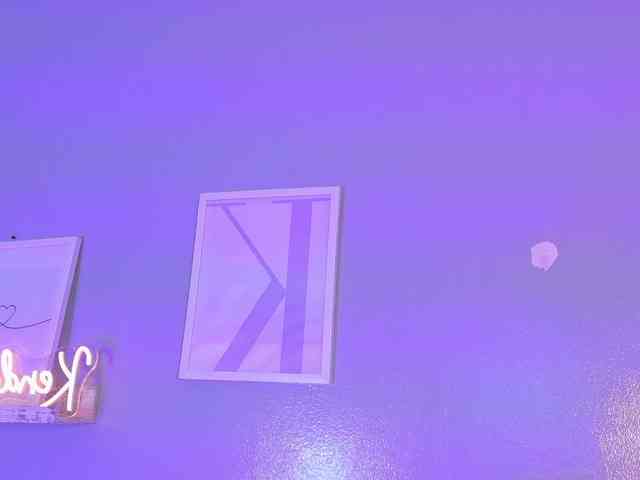 Kendalmiller webcam