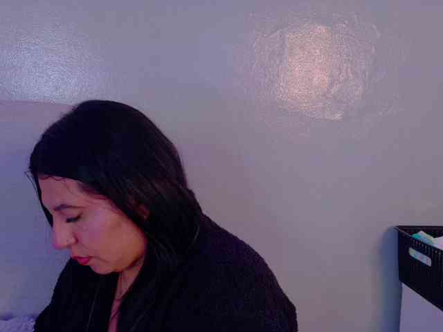 Kendalmiller webcam