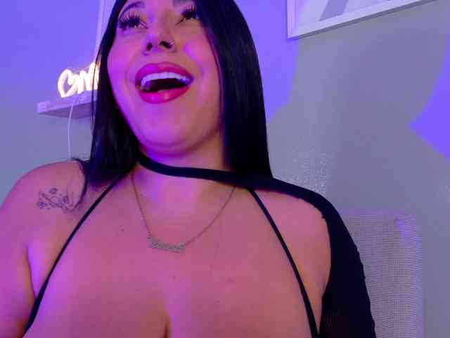 Kendalmiller webcam