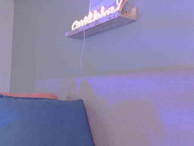Kendalmiller webcam