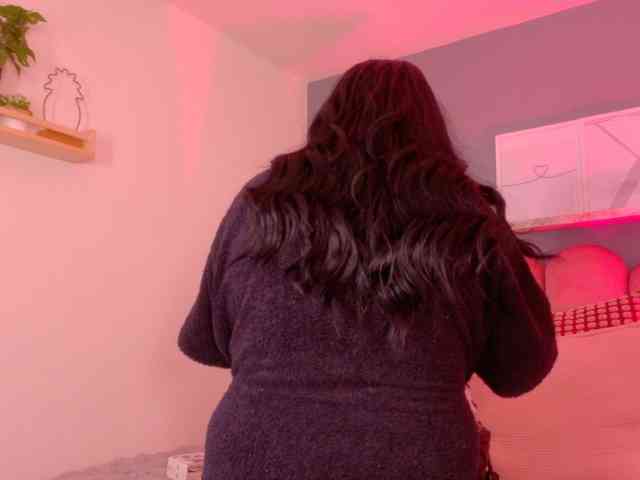 Kendalmiller webcam