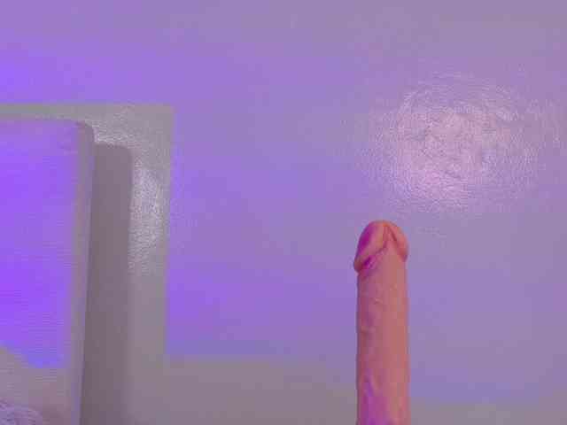 Kendalmiller webcam