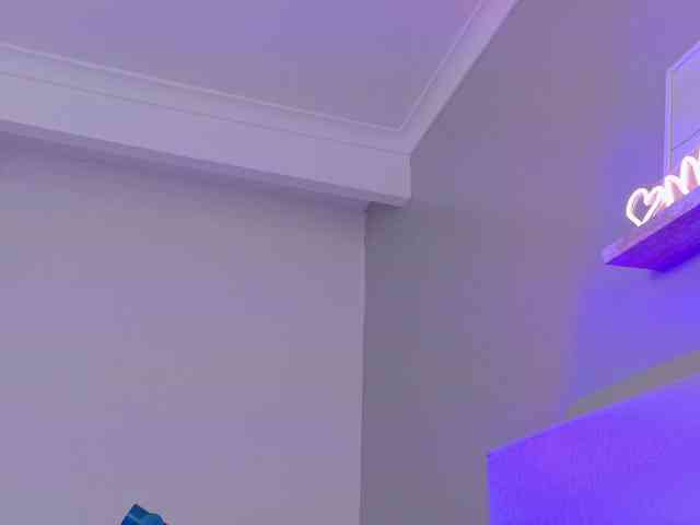 Kendalmiller webcam