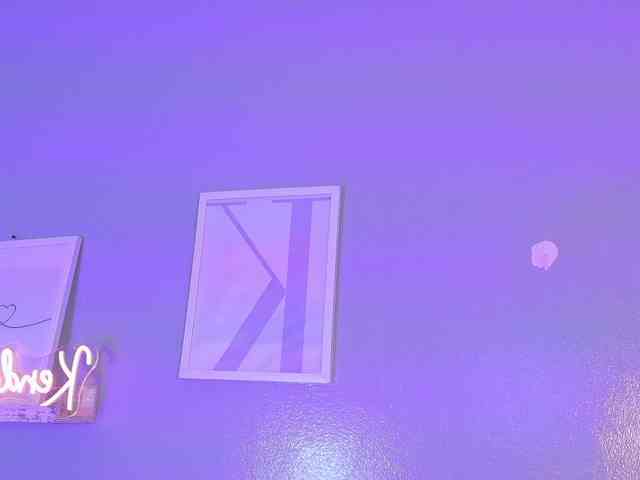 Kendalmiller webcam