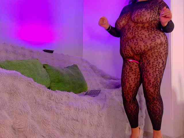 Kendalmiller webcam