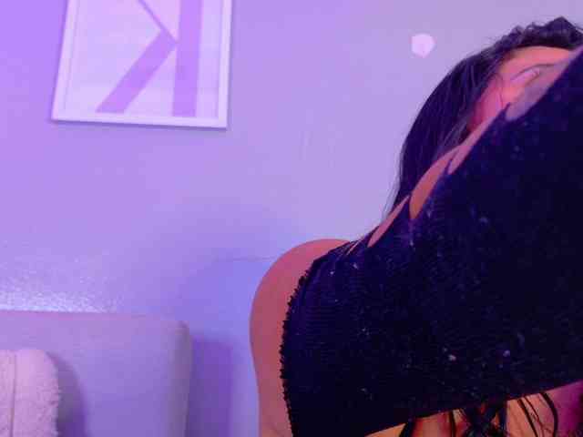 Kendalmiller webcam