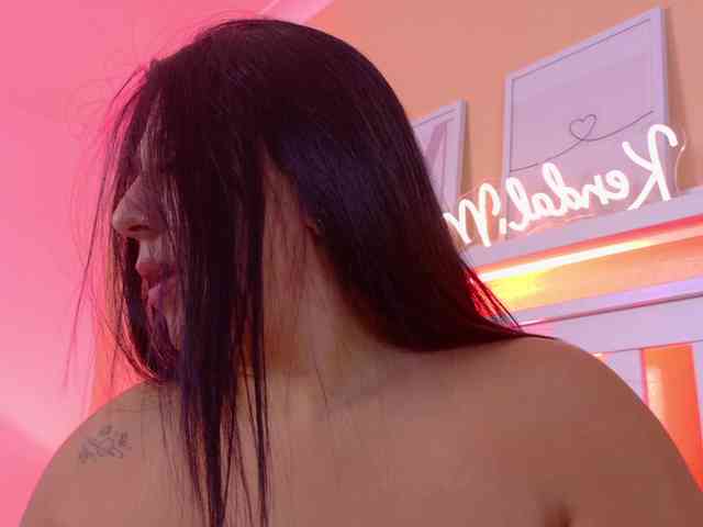 Kendalmiller webcam