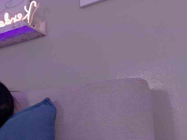 Kendalmiller webcam
