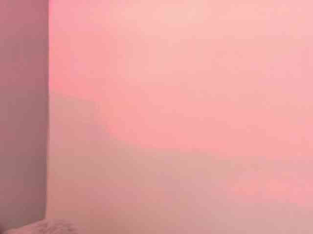 Kendalmiller webcam