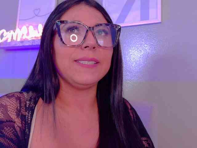 Kendalmiller webcam