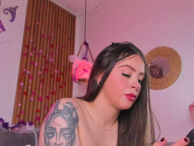 TiffanyWright live cam on BongaCams